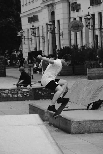 Street-06-2020