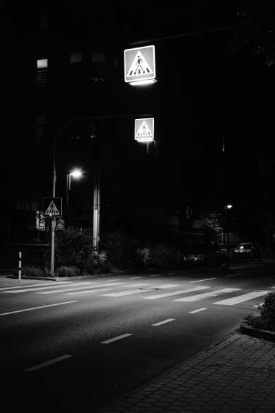 ISO 6400 - 1/125 - 35mm - F/4 Street-09-2020
