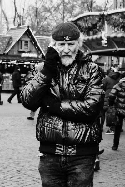 ISO 320 - 1/250 - 35mm - F/4 Street-12-2019